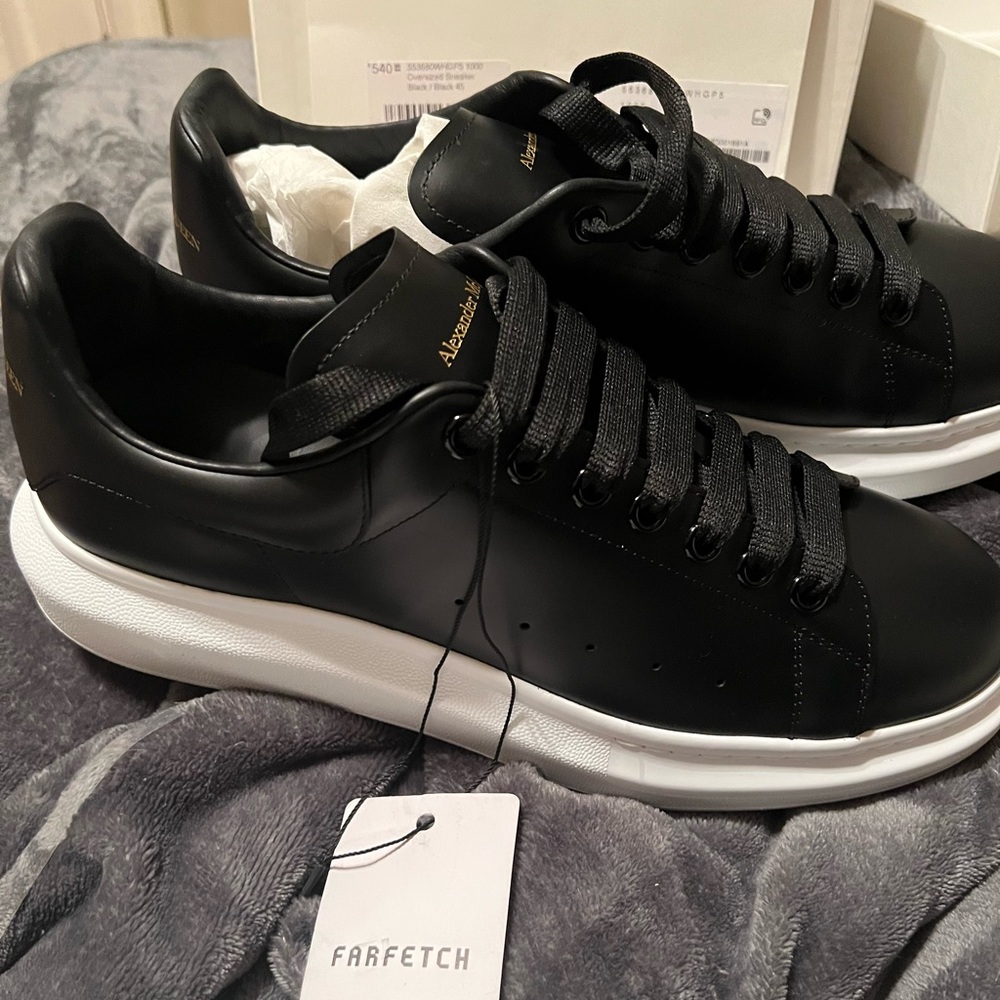100% authentic alexander McQueen sneakers